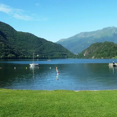 Locazione Turistica Casa Brontolo شقة *